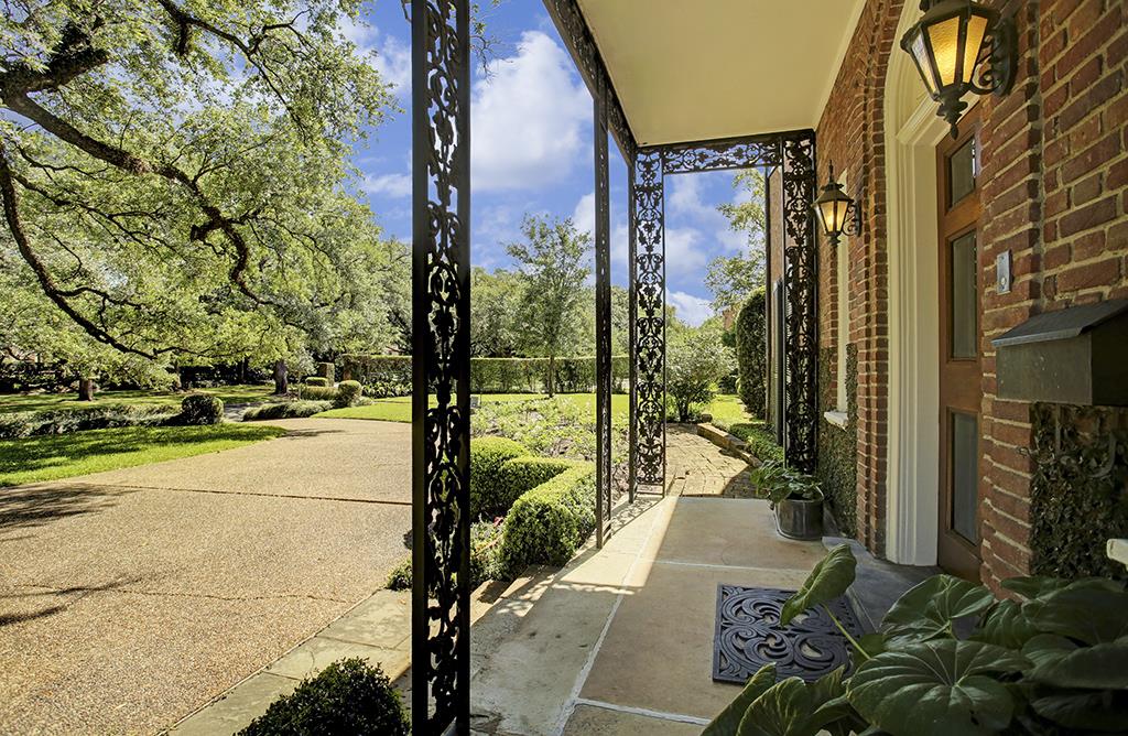 1323 North Boulevard, Houston, TX 77006