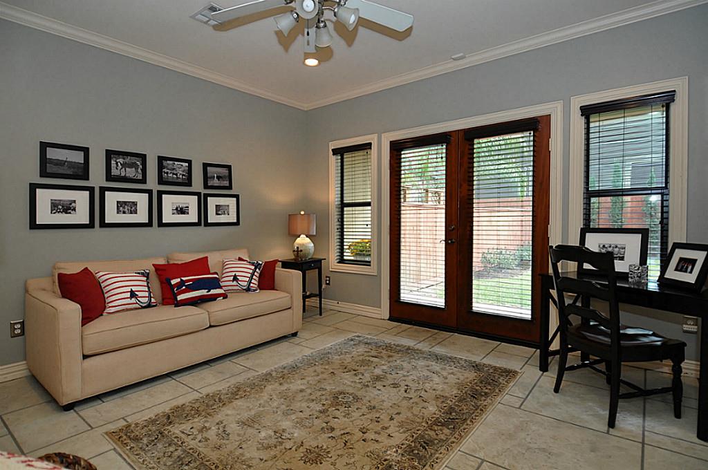 4303 Blossom Street, Houston, TX 77007