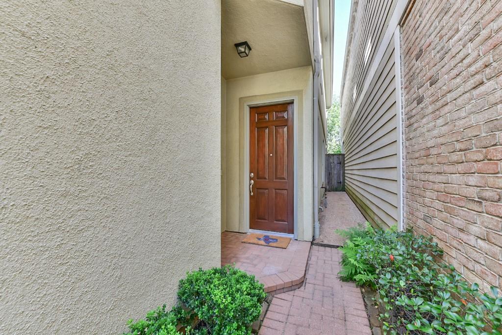 5726 Kiam Street, Houston, TX 77007