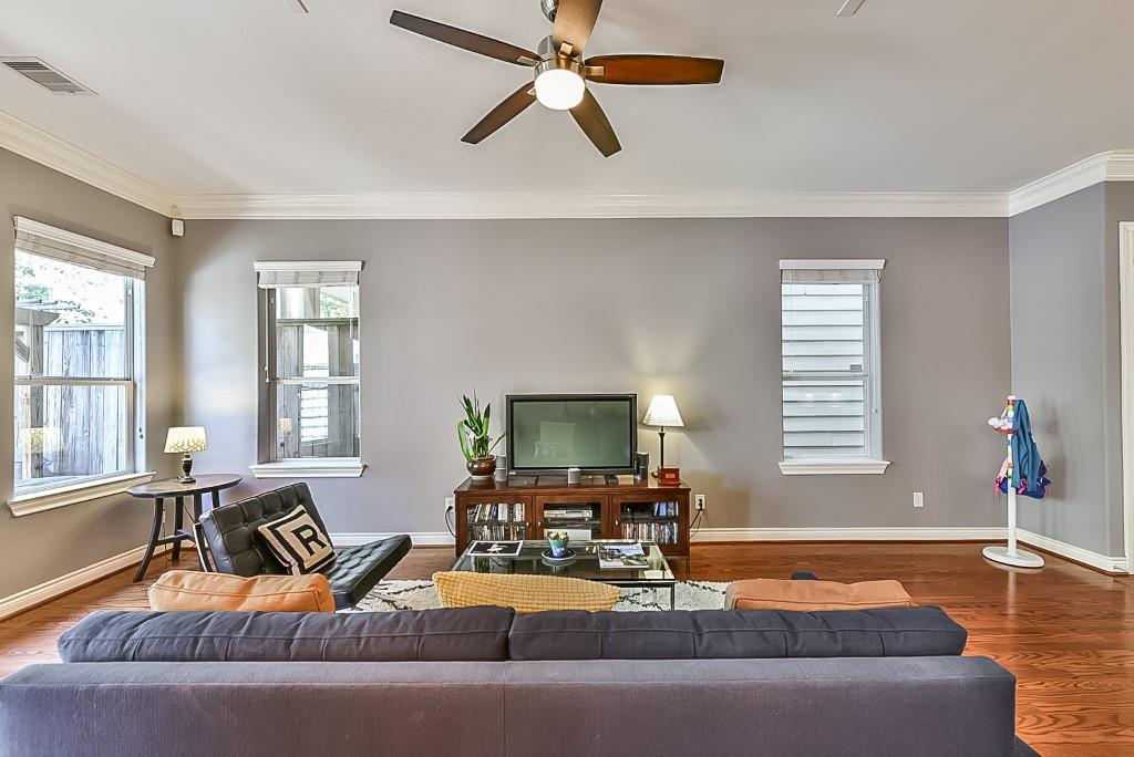 5726 Kiam Street, Houston, TX 77007
