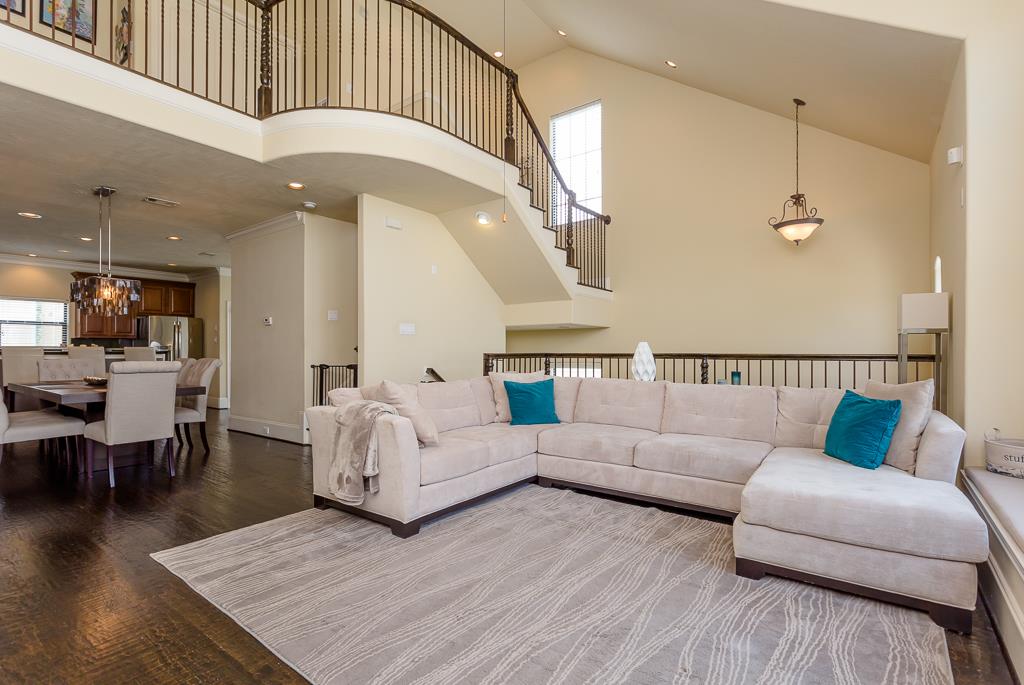 1307a Studer Street, Houston, TX 77007