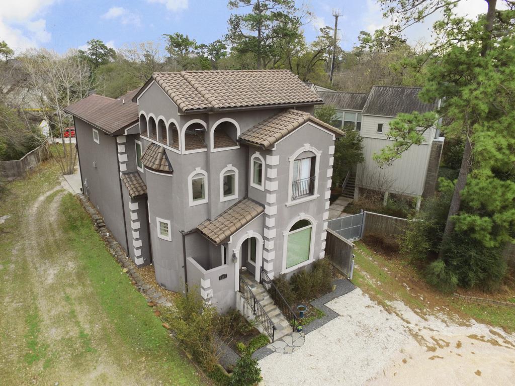 1210 Parkerhaven Court, Houston, TX 77008