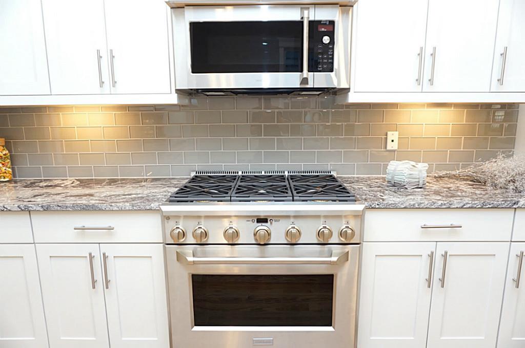 406 W 28, Houston, TX 77008