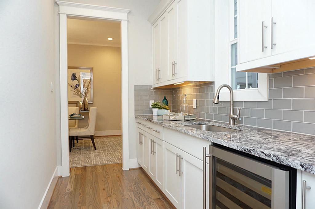 406 W 28, Houston, TX 77008