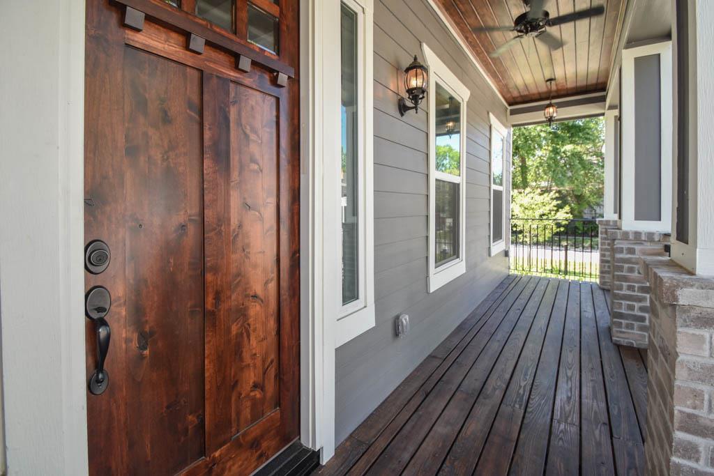 412 W 16th Street, Houston, TX 77008