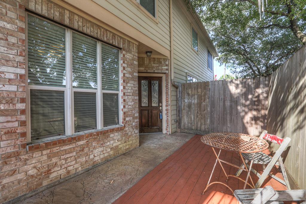 1302 Ella Place, Houston, TX 77008
