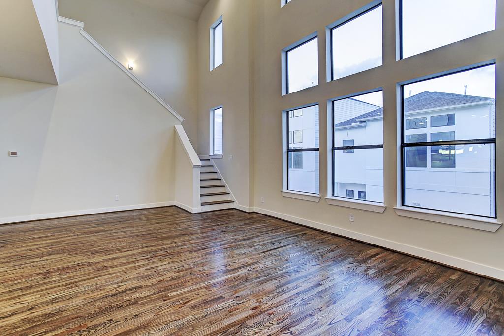 1027 Green Kensington, Houston, TX 77008