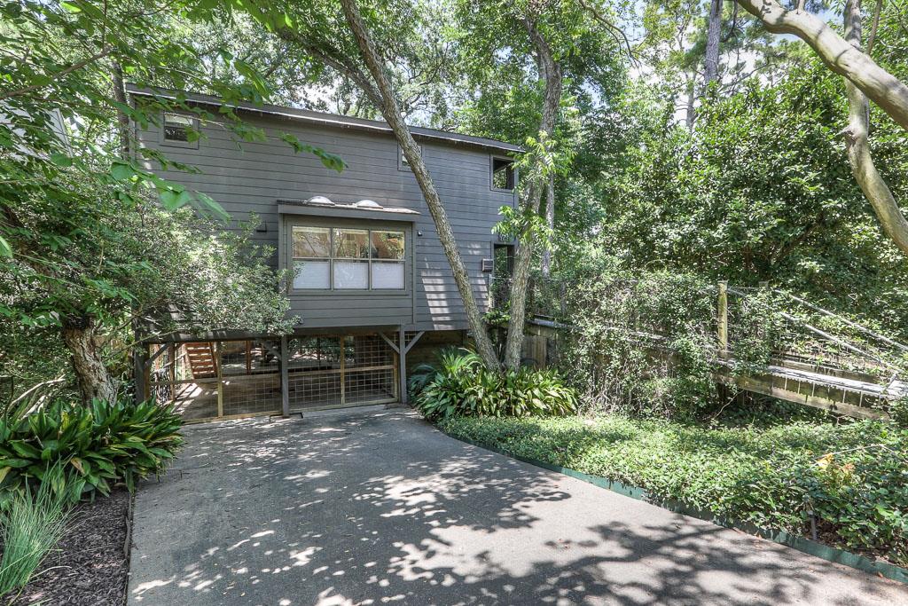 929 Wynnwood Lane, Houston, TX 77008