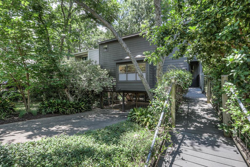 929 Wynnwood Lane, Houston, TX 77008