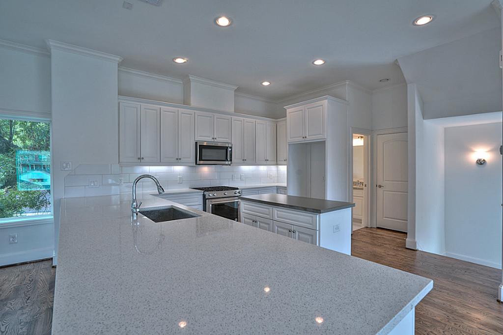 1626 W 24th Street, Houston, TX 77008