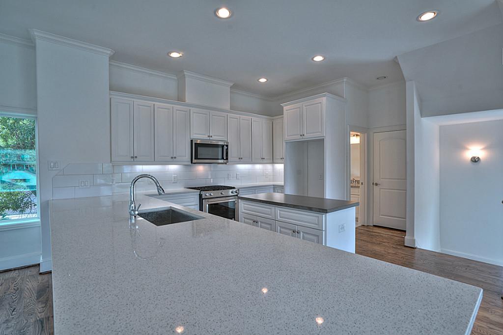 1626 W 24th Street, Houston, TX 77008