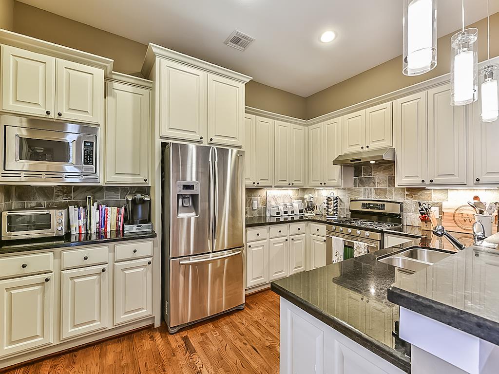 1226 W 23rd Street, Houston, TX 77008