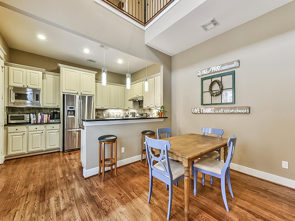 1226 W 23rd Street, Houston, TX 77008