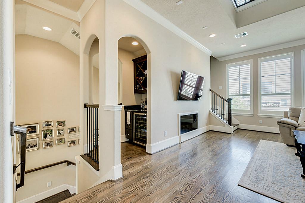 1114 W 25th Street, Houston, TX 77008
