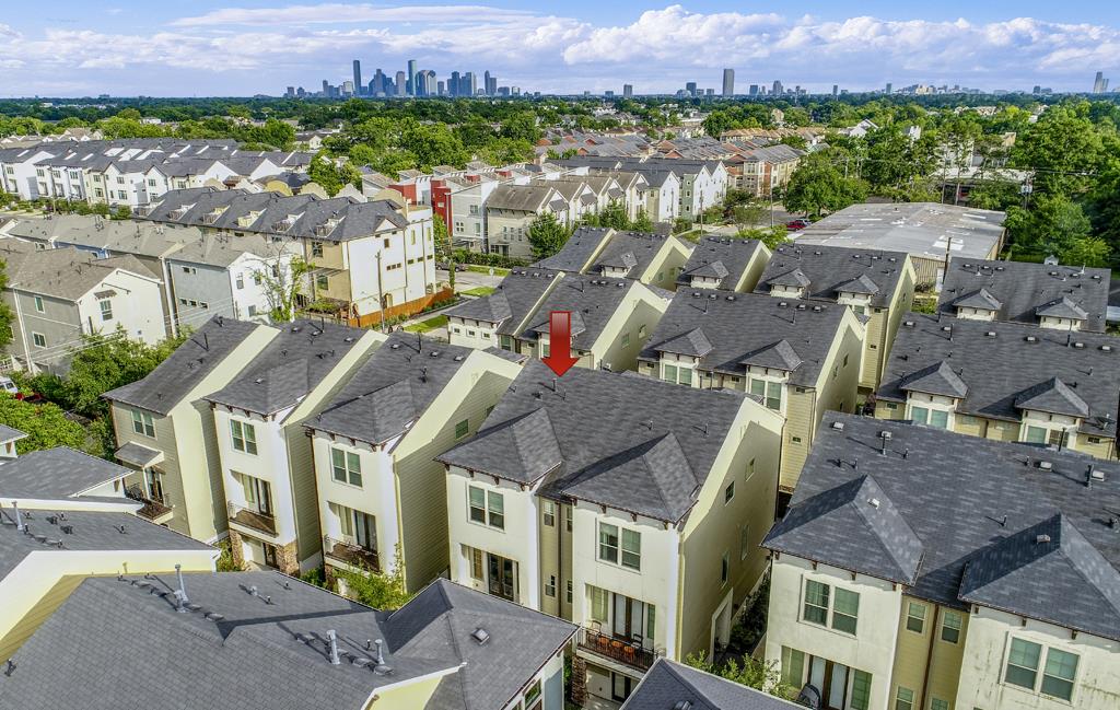 2431 Beall Street, Houston, TX 77008