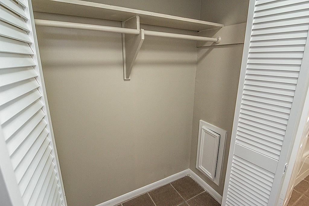 1141 N Durham, Houston, TX 77008