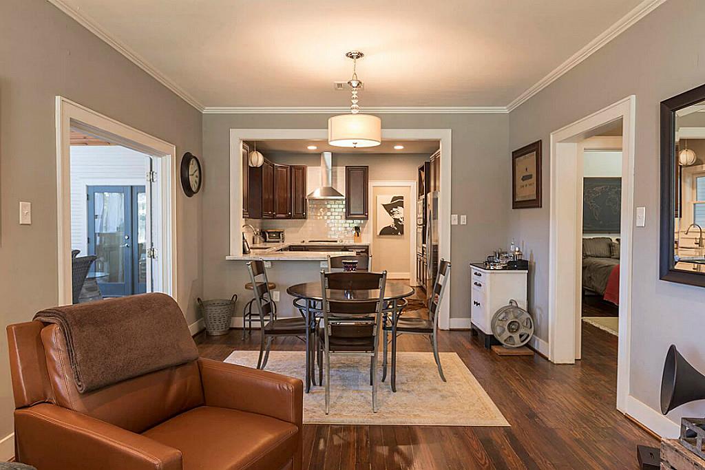 909 Gibbs, Houston, TX 77009
