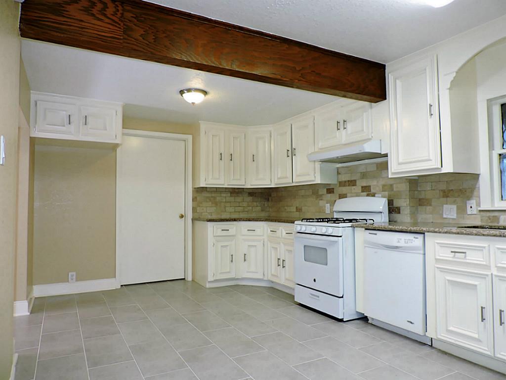 605 Cottage, Houston, TX 77009