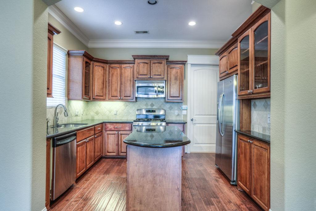 1207 Aurora, Houston, TX 77009