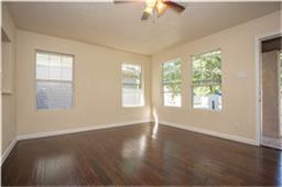 4706 #b Siegel, Houston, TX 77009
