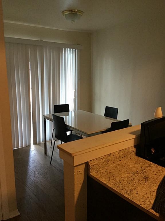 306 North, Houston, TX 77009