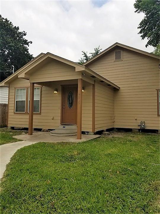 9506 E Avenue I, Houston, TX 77012