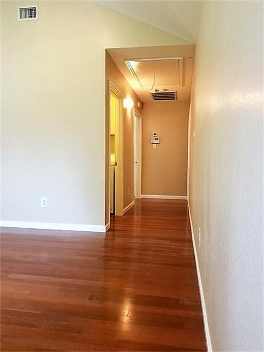 9506 E Avenue I, Houston, TX 77012