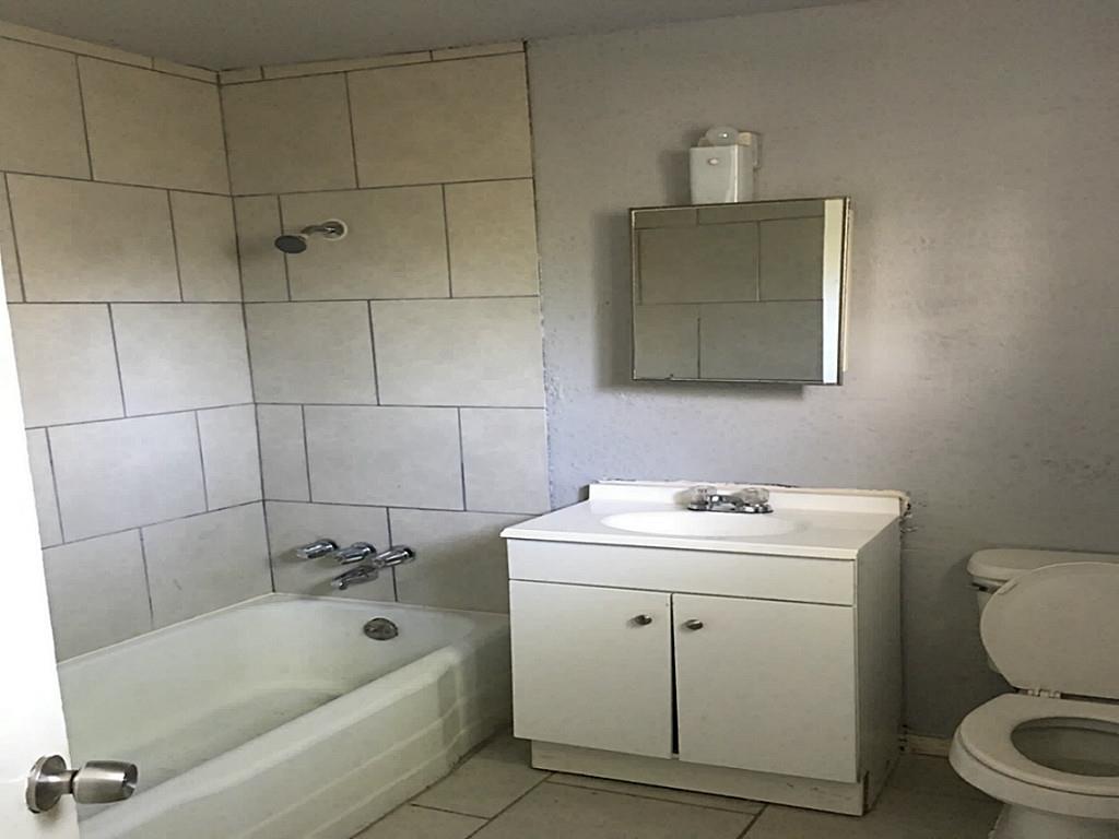 7828 Sarita Street, Houston, TX 77012