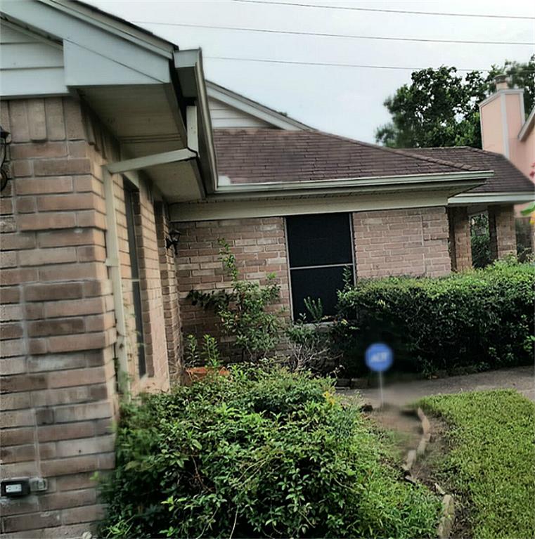 1307 Clear Valley Drive, Houston, TX 77014