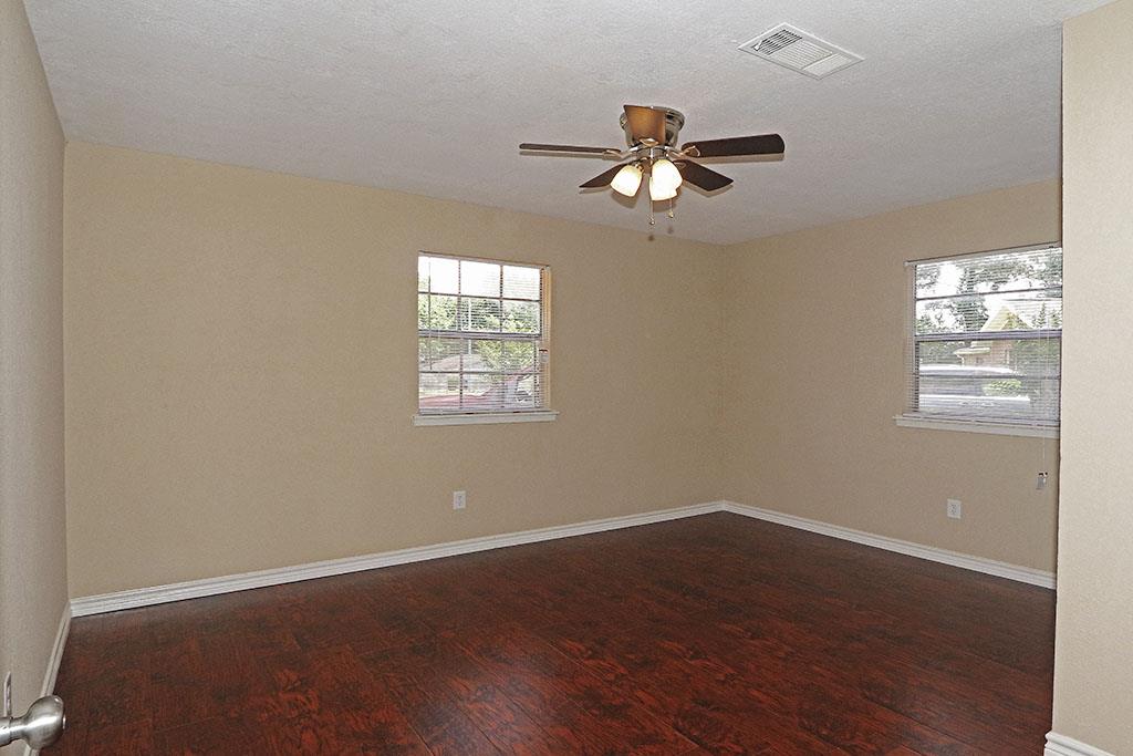 11027 E Lera Street, Houston, TX 77016