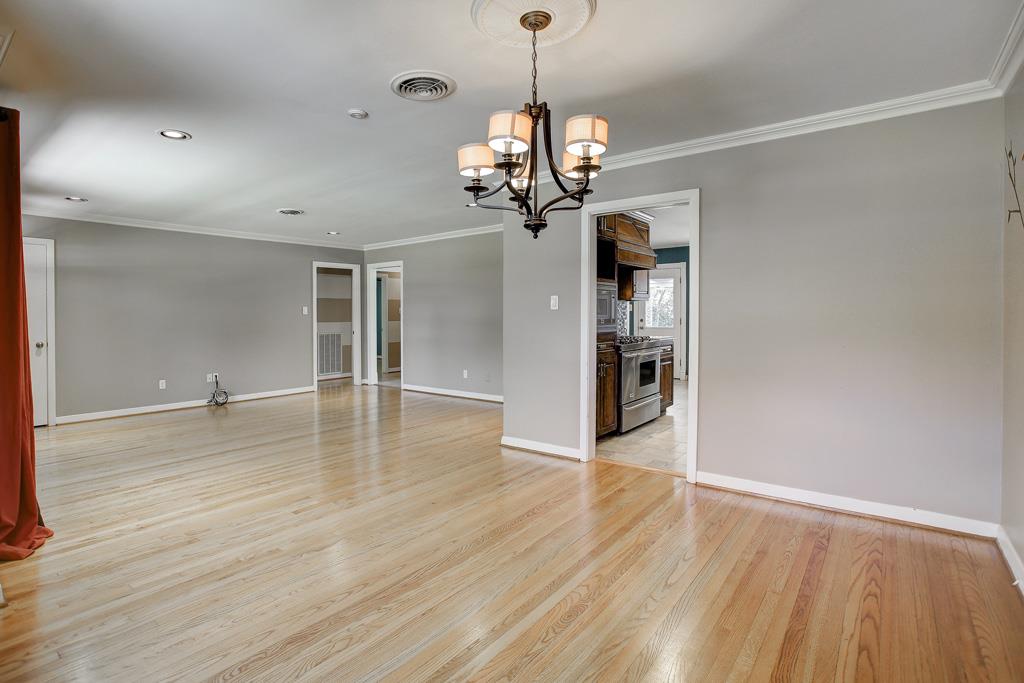 1907 De Milo Drive, Houston, TX 77018