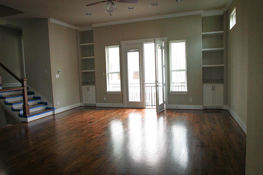 841 Fisher, Houston, TX 77018
