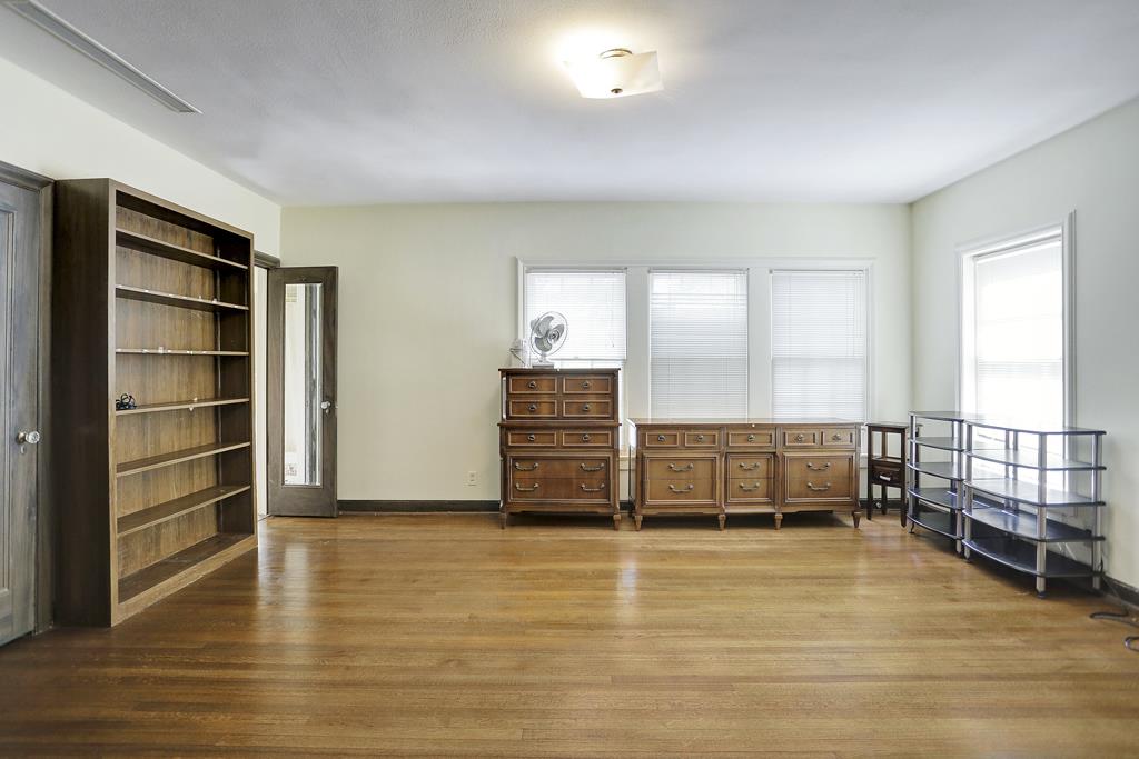 3443 Inwood Drive, Houston, TX 77019