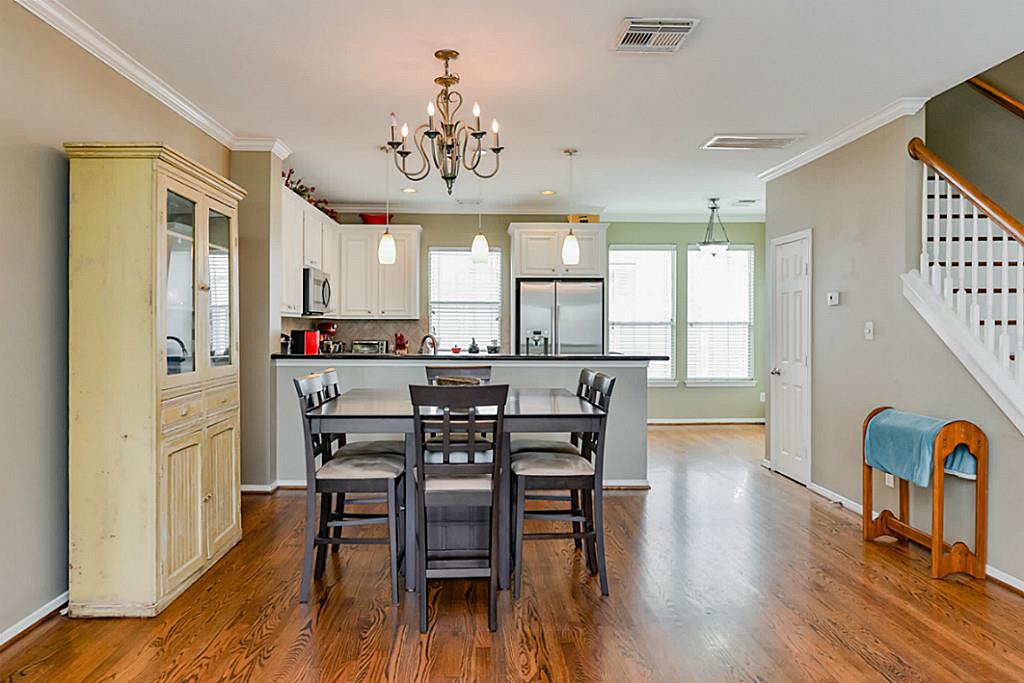 2615 W Dallas Street, Houston, TX 77019