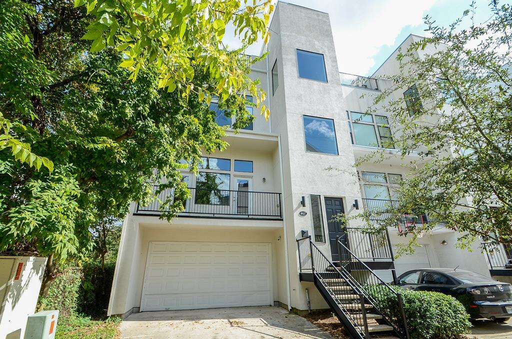 917 Nash Street, Houston, TX 77019