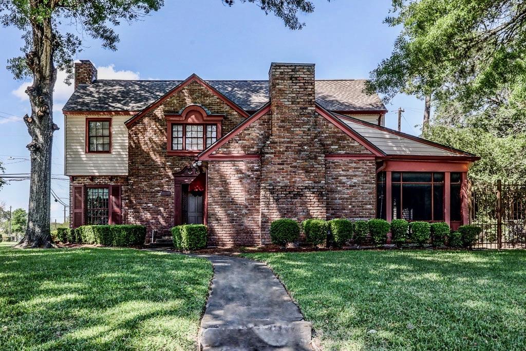 4301 Fernwood Drive, Houston, TX 77021