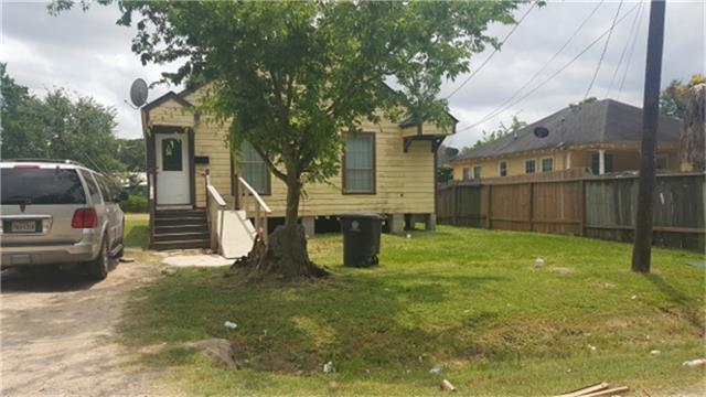 1038 Caperton Street, Houston, TX 77022