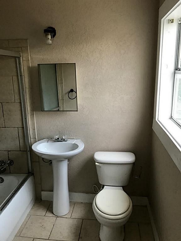 5621 Eskridge, Houston, TX 77023