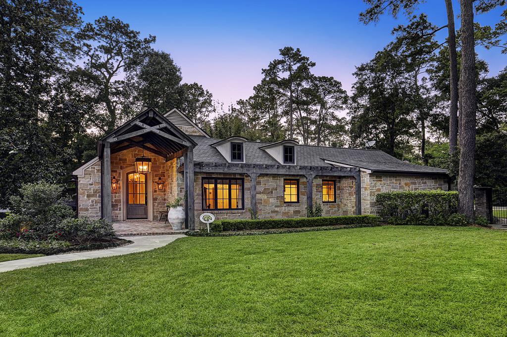 225 Millbrook Street, Piney Point, TX 77024