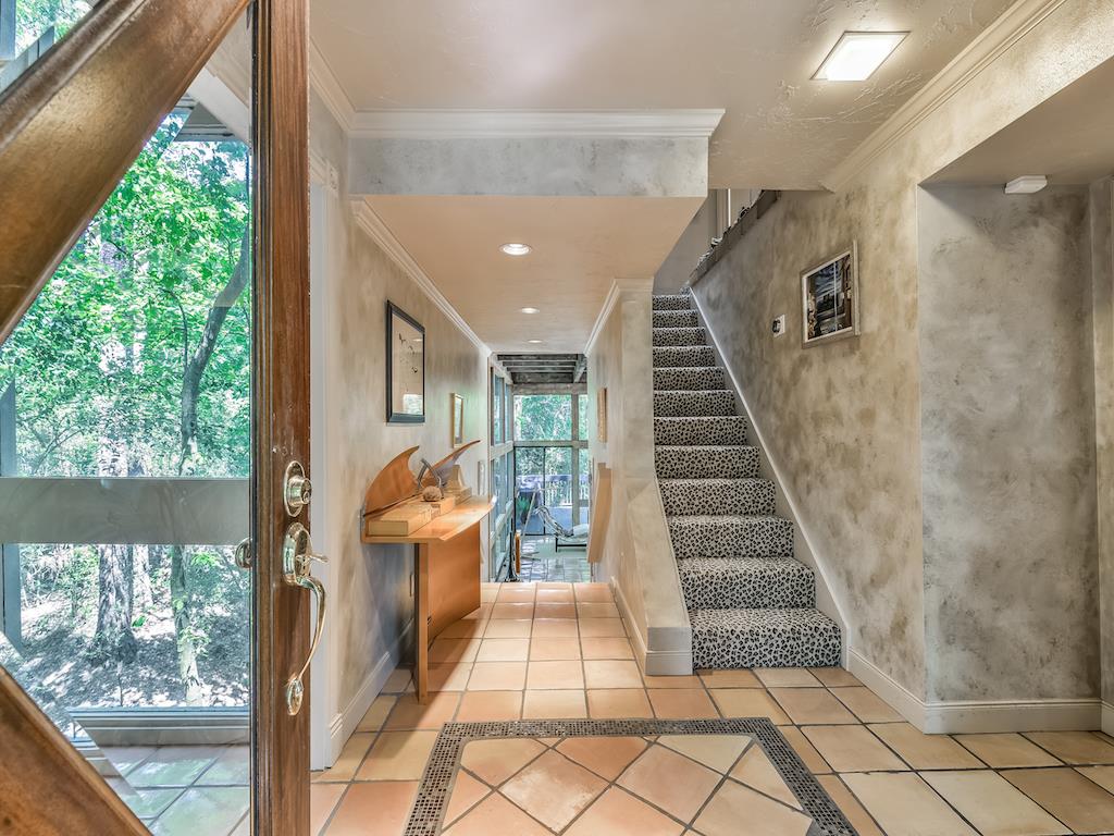 346 Hunters Trail Street, Hunters Creek, TX 77024
