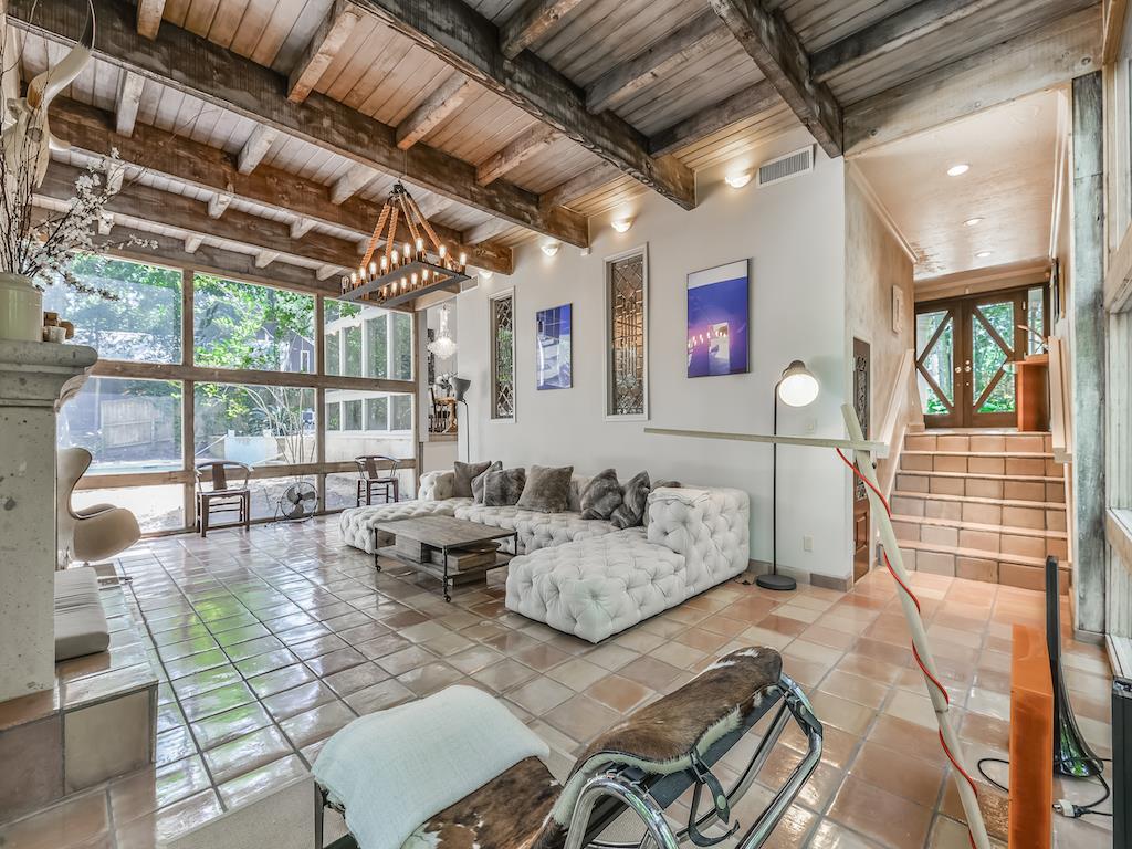 346 Hunters Trail Street, Hunters Creek, TX 77024