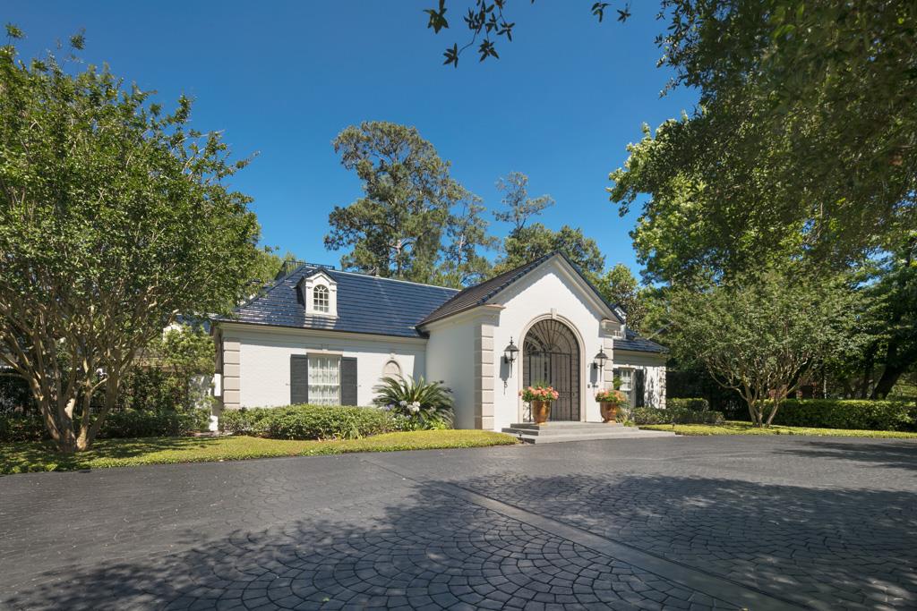 3 Saddlewood Estates Drive, Houston, TX 77024