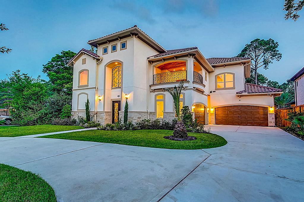 11921 Barryknoll Lane, Houston, TX 77024