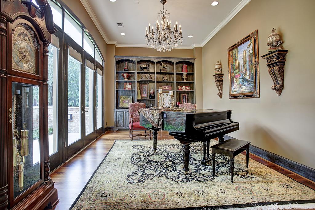 710 Blalock Road, Houston, TX 77024