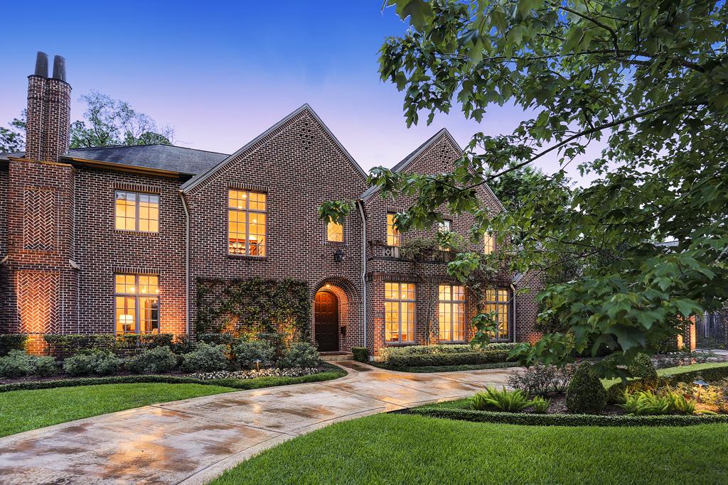9025 Wickford Drive, Houston, TX 77024