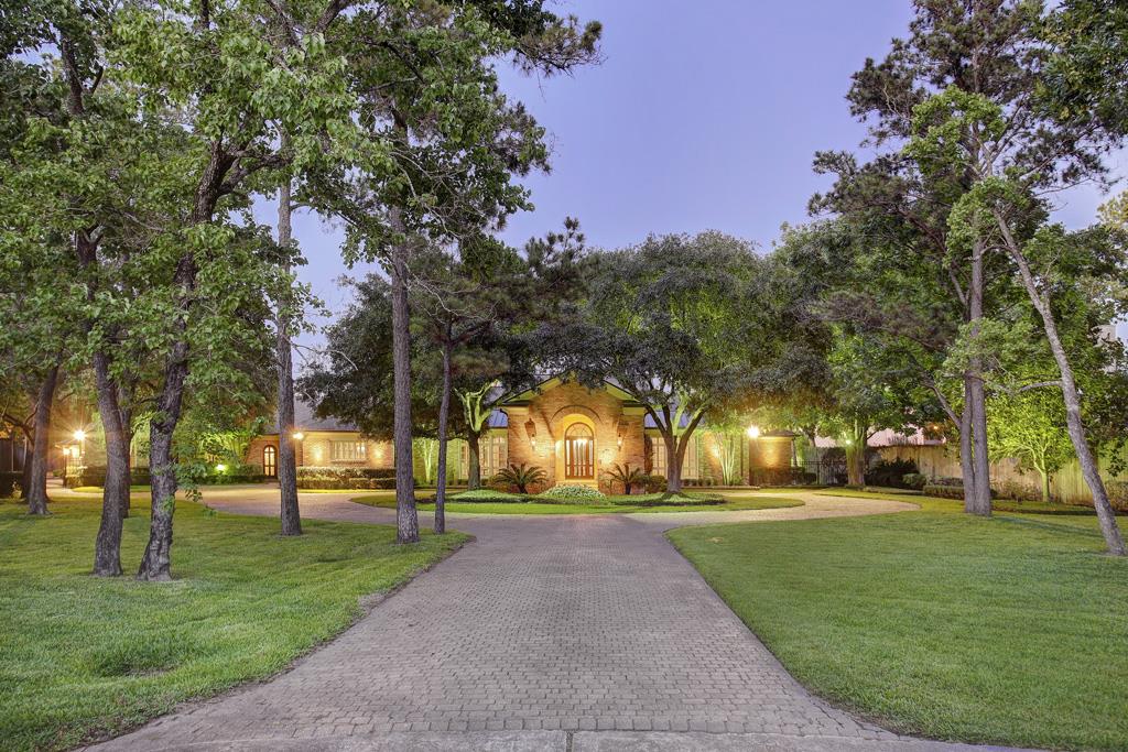 3 Greenbay Circle, Piney Point, TX 77024