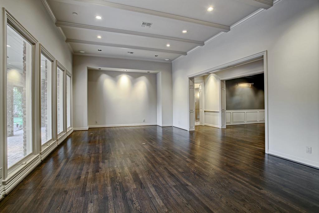 3 Greenbay Circle, Piney Point, TX 77024