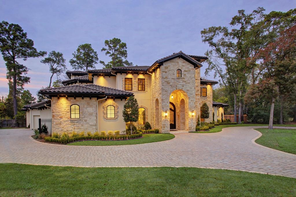 1 Saddlehorn Lane, Hunters Creek, TX 77024