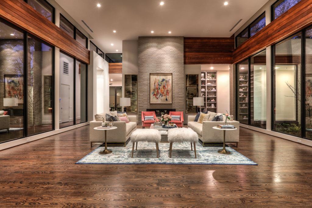 407 Pinehaven Drive, Houston, TX 77024