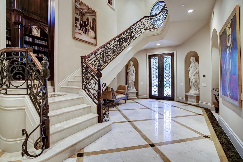 11102 Wickwood Drive, Houston, TX 77024